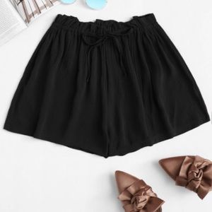 High waisted draw-string shorts